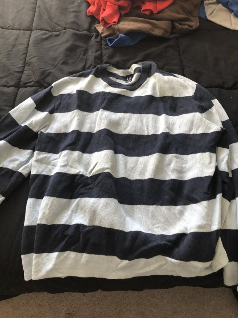 Gap sweater - Picture 2 of 4